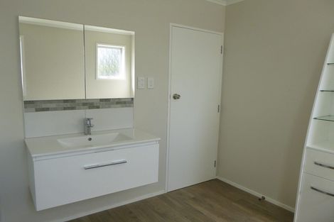 Photo of property in 4 Turakina Street, Westbrook, Palmerston North, 4412