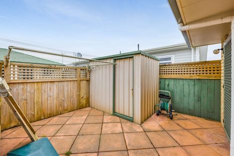 Photo of property in 21a Clemow Road, Fitzroy, New Plymouth, 4312