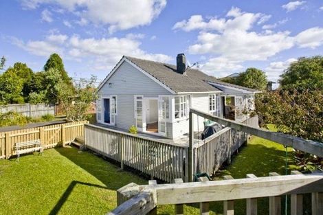 Photo of property in 7 Wicklow Road, Narrow Neck, Auckland, 0622