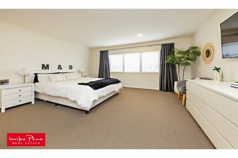 Photo of property in 14 Lake Drive, Karaka, Papakura, 2113