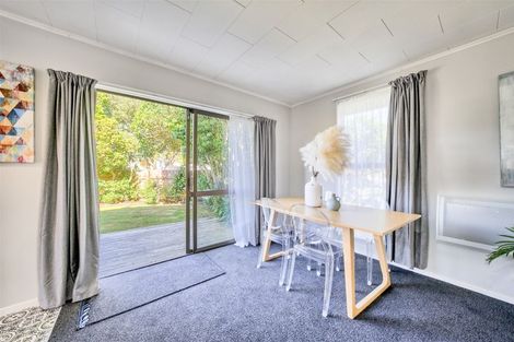 Photo of property in 1/21 Roband Crescent, Brown Owl, Upper Hutt, 5018