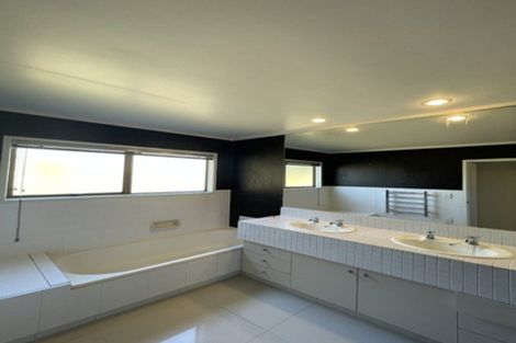 Photo of property in 64 James Cook Drive, Welcome Bay, Tauranga, 3112