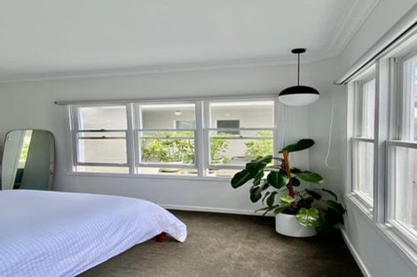 Photo of property in Illawarra Flats, 8/6 Brighton Road, Parnell, Auckland, 1052
