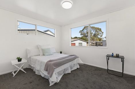 Photo of property in 7 Pushon Place, Clendon Park, Auckland, 2103