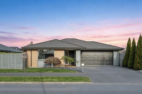 Photo of property in 77 Whincops Road, Halswell, Christchurch, 8025