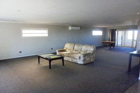 Photo of property in 435 Marine Parade, Napier South, Napier, 4110