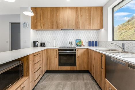 Photo of property in 43 Oakum Road, Whitby, Porirua, 5024