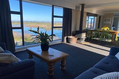 Photo of property in 15 Saint Andrew Place, Balclutha, 9230