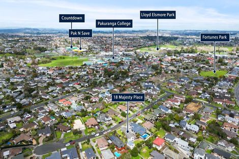 Photo of property in 18 Majesty Place, Half Moon Bay, Auckland, 2012