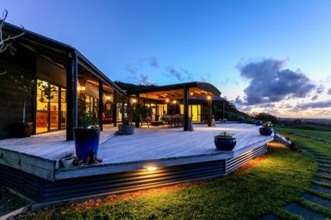 Photo of property in 166 Wairau Road, Kaitake, New Plymouth, 4374