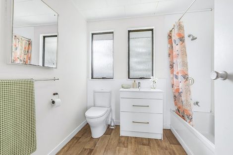 Photo of property in 20b Garland Drive, St Andrews, Hamilton, 3200