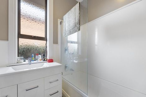 Photo of property in 96 Middleton Road, Kew, Dunedin, 9012