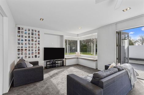 Photo of property in 97e Englefield Road, Northwood, Christchurch, 8051