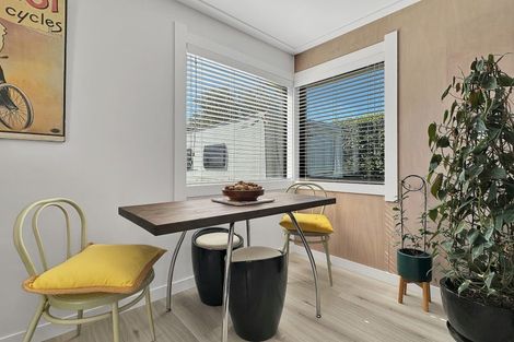 Photo of property in 1/11 Gibbs Place, Kinloch, Taupo, 3377