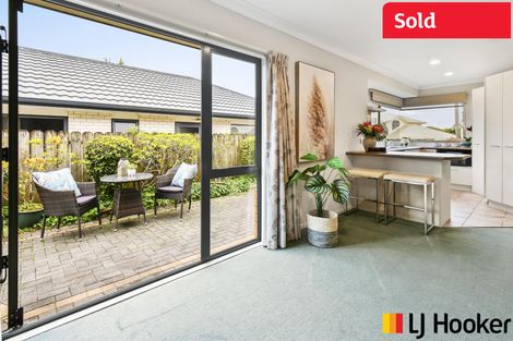 Photo of property in 2a Dan Bryant Place, Pukekohe, 2120