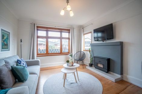 Photo of property in 71 Ferguson Street, Awapuni, Palmerston North, 4412