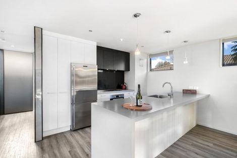 Photo of property in 47 Great South Road, Papakura, 2110