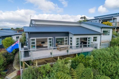 Photo of property in 20 Cosgrove Rise, Riverstone Terraces, Upper Hutt, 5018