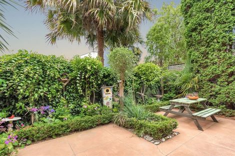 Photo of property in 19b Rostrevor Street, Hamilton Central, Hamilton, 3204