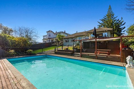 Photo of property in 96 Anzac Parade, Whanganui East, Whanganui, 4500