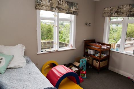 Photo of property in 4 Omar Street, Khandallah, Wellington, 6035