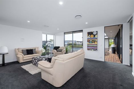 Photo of property in 22 Penberley Road, Prebbleton, 7676