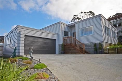 Photo of property in 11 Cityview Place, Massey, Auckland, 0614