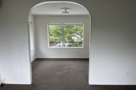 Photo of property in 1/57 Butley Drive, Farm Cove, Auckland, 2012