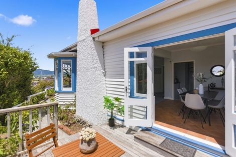 Photo of property in 15 Golf Road, Paraparaumu Beach, Paraparaumu, 5032