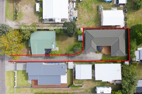 Photo of property in 207b The Square, Whangamata, 3620