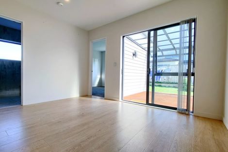 Photo of property in 6 Hinoki Way, Flat Bush, Auckland, 2019