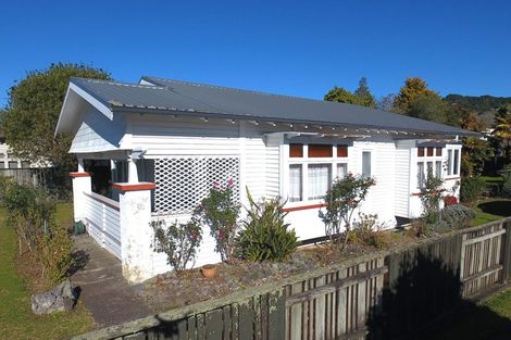 Photo of property in 17 Te Kumi Road, Te Kuiti, 3910