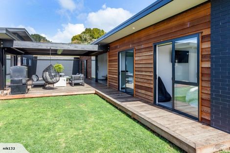 Photo of property in 31 Longreach Drive, Cooks Beach, Whitianga, 3591