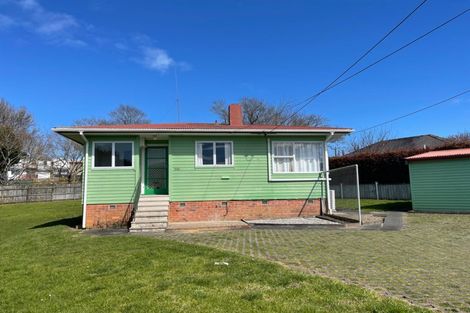 Photo of property in 200 Lake Road, Northcote, Auckland, 0627