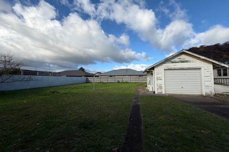 Photo of property in 176 Winchester Street, Levin, 5510
