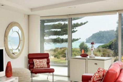 Photo of property in 4/50 Marine Parade, Mount Maunganui, 3116