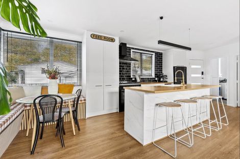 Photo of property in 74 Campbell Street, Leamington, Cambridge, 3432
