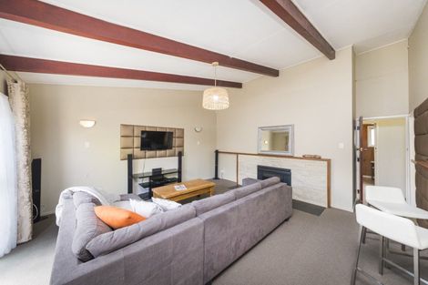 Photo of property in 41 Churchill Avenue, Hokowhitu, Palmerston North, 4410