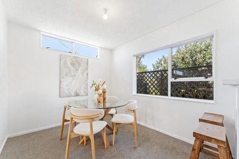 Photo of property in 1/20 Halldene Terrace, Red Beach, 0932