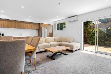 Photo of property in 5/217 Armagh Street, Christchurch Central, Christchurch, 8011