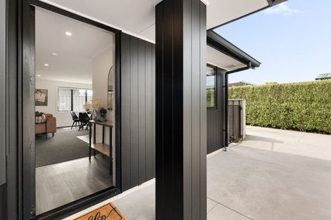 Photo of property in 37 Parau Drive, Bethlehem, Tauranga, 3110