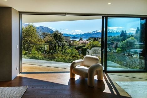 Photo of property in 30b Chalmers Street, Wanaka, 9305