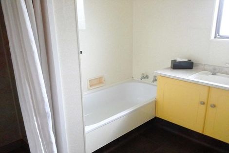 Photo of property in 398a Devon Street East, Strandon, New Plymouth, 4312