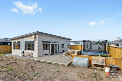 Photo of property in 44 Reel Road, Waihi Beach, 3611