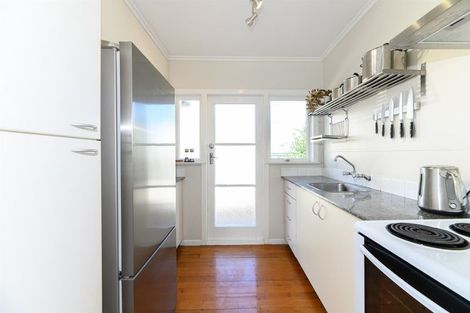 Photo of property in 3/120 Nile Road, Milford, Auckland, 0620