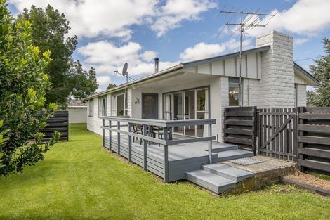 Photo of property in 2 Queen Street, Springfield, 7681