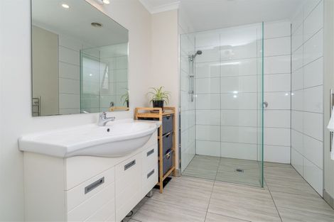 Photo of property in 4a Henderson Street, Mornington, Dunedin, 9011