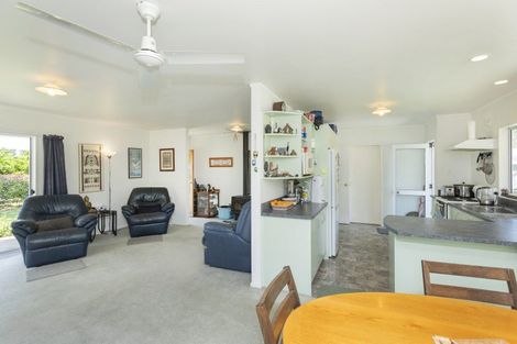 Photo of property in 98 Taurau Valley Road, Manutuke, 4072