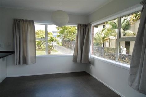Photo of property in 23 Hyde Road, Rothesay Bay, Auckland, 0630