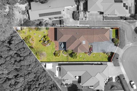 Photo of property in 17 Edgewater Street, Waikanae, 5036